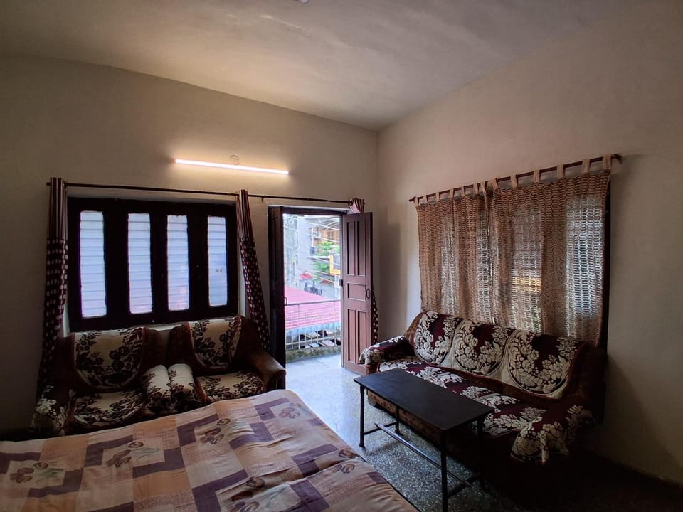 Sandy Homestay Vacation rental in Dehradun