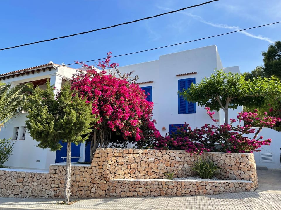 Es Queixal - Can Canet con piscina exterior climatizada House in Ibiza