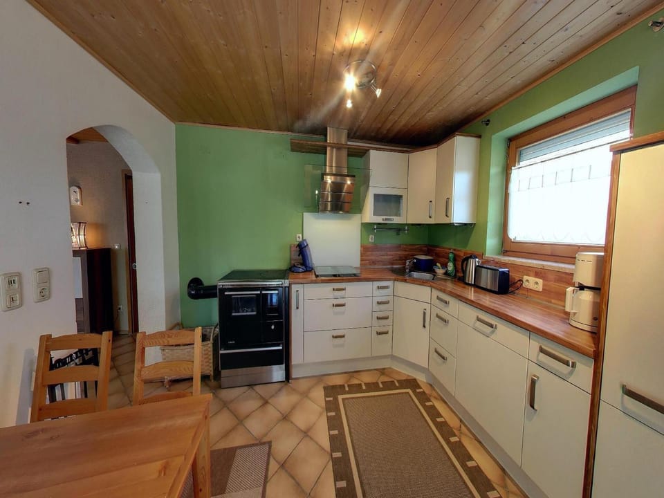 Kitchen or kitchenette, kitchen