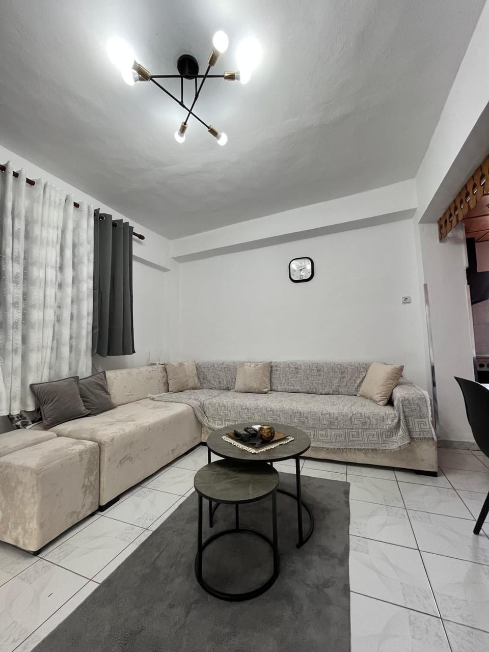 Apartament 33 Apartment in Tirana County, Albania