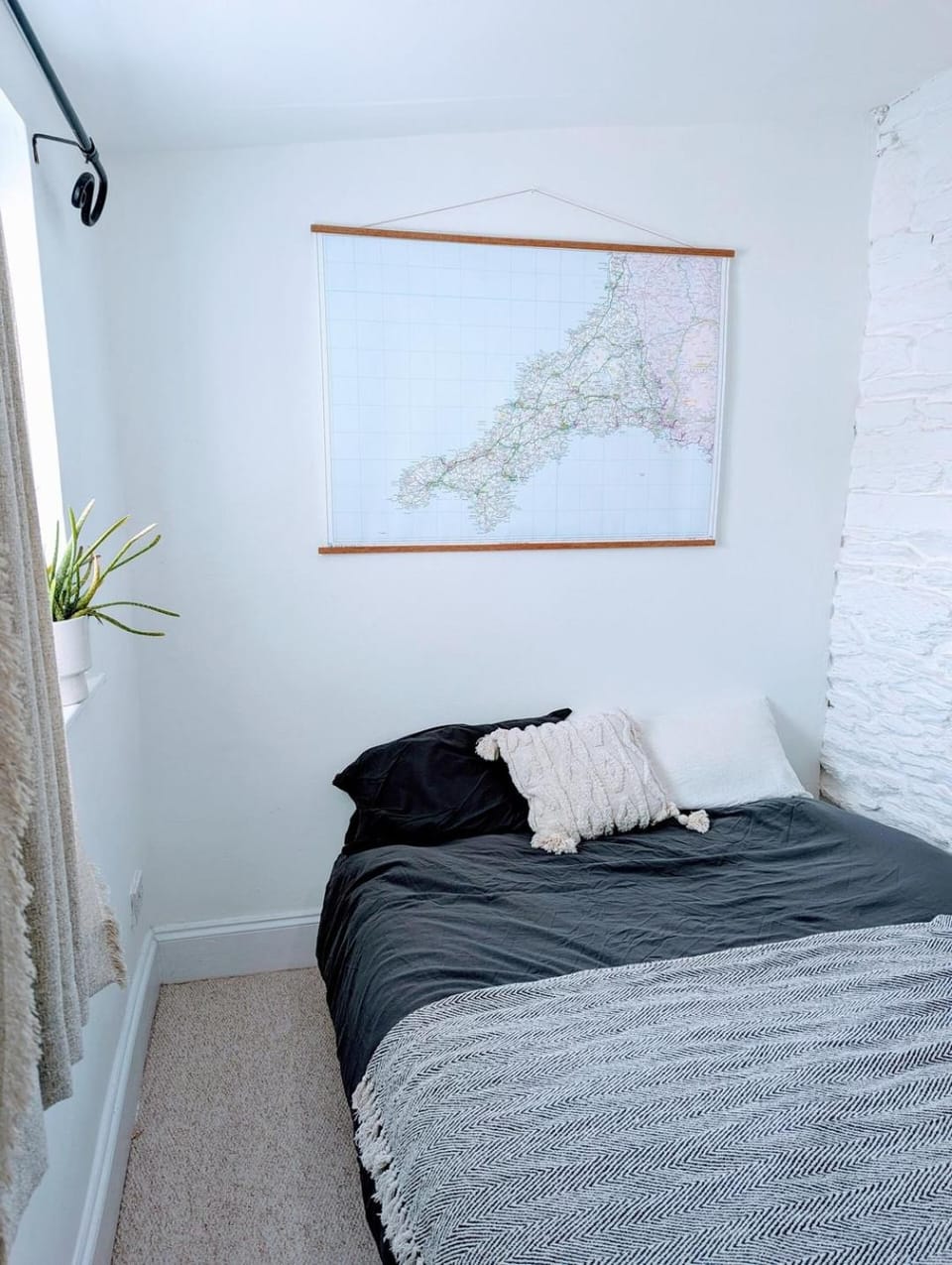 2BD Pet-friendly Old Miners' Cottage House in Newquay