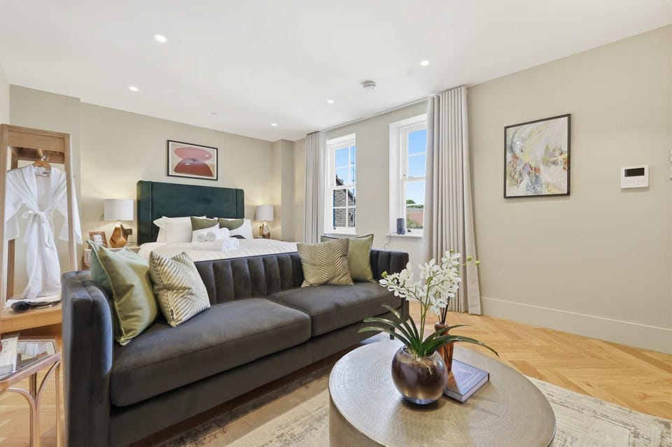 Cheyne Willow l A Luxury Chelsea Retreat Apartment in London