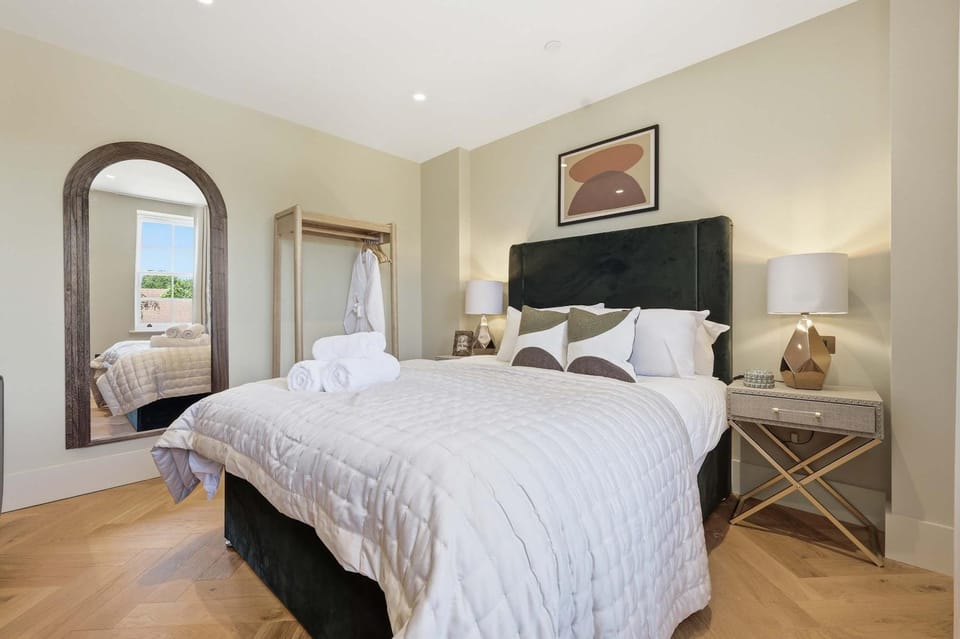 Cheyne Willow l A Luxury Chelsea Retreat Apartment in London