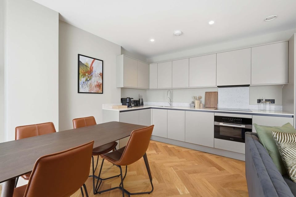 Cheyne Hideaway l A Luxury Chelsea Retreat Apartment in London