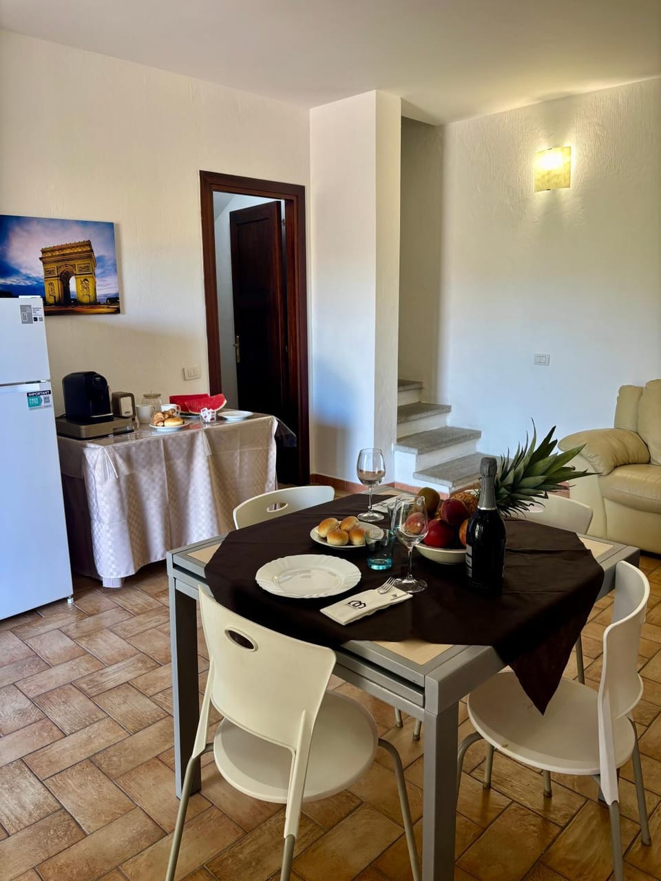 Living room, minibar