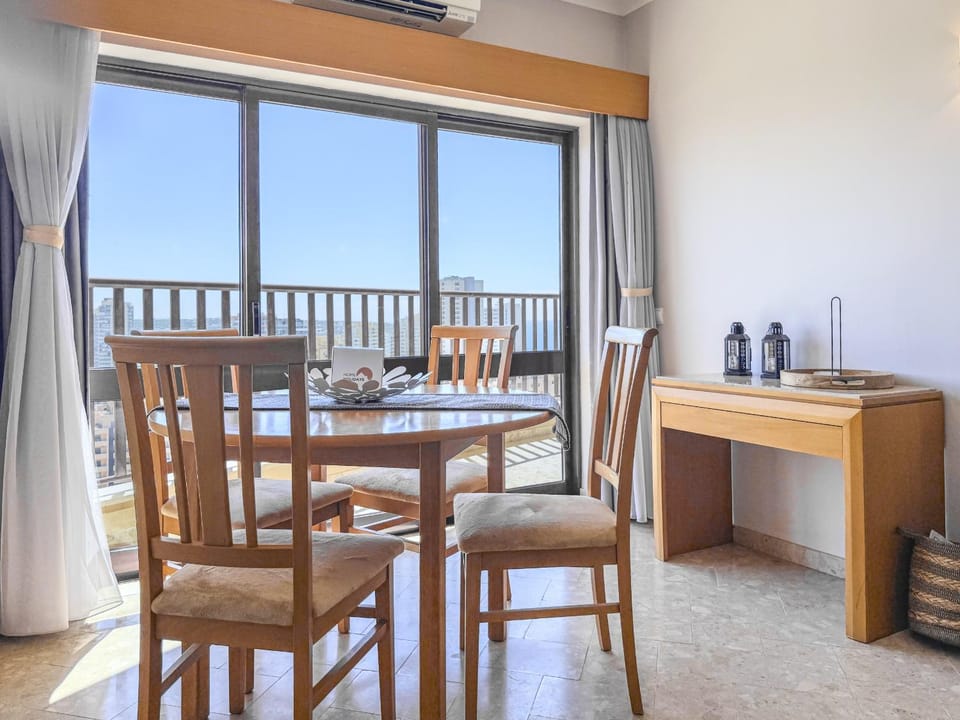 #357 Sea View Escape in Portimao w Pool Apartment in Portimao