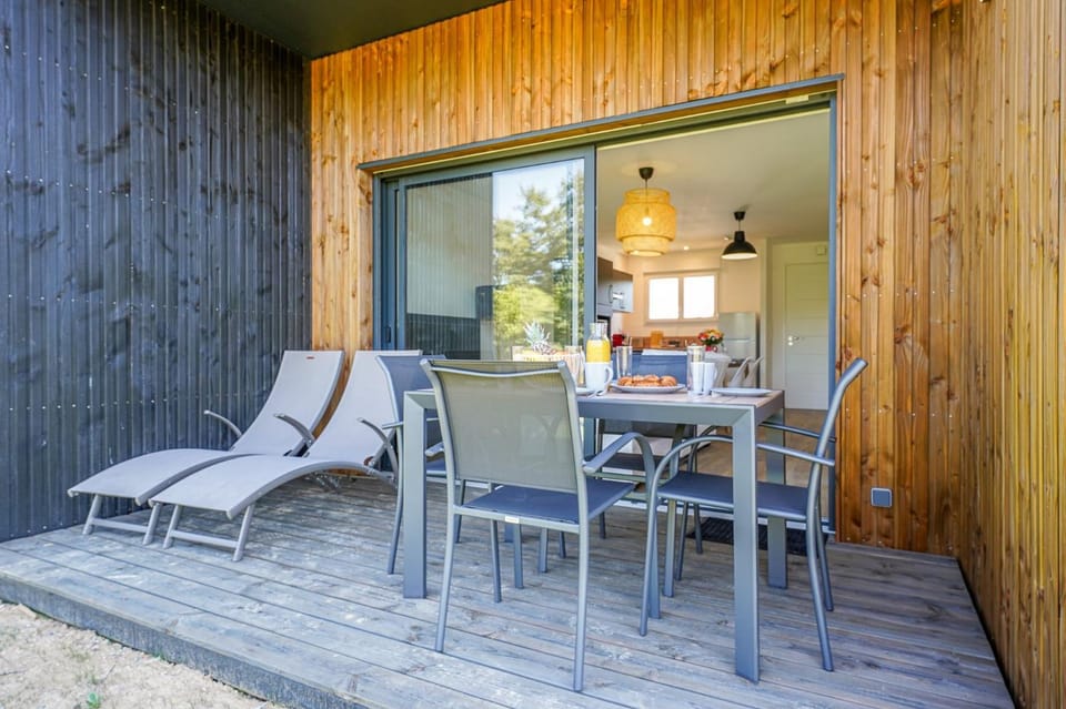 Cottage N°8, piscine commune, 2 chambres House in Pays de la Loire