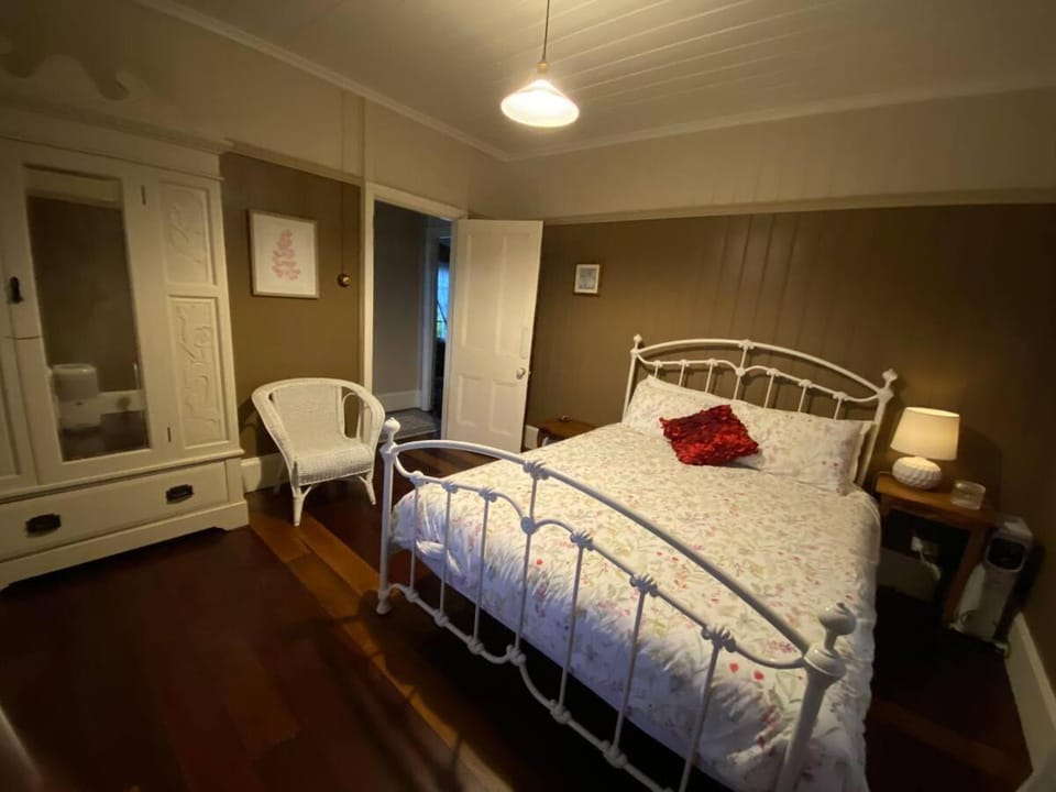 Awen Cottage House in Tenterfield