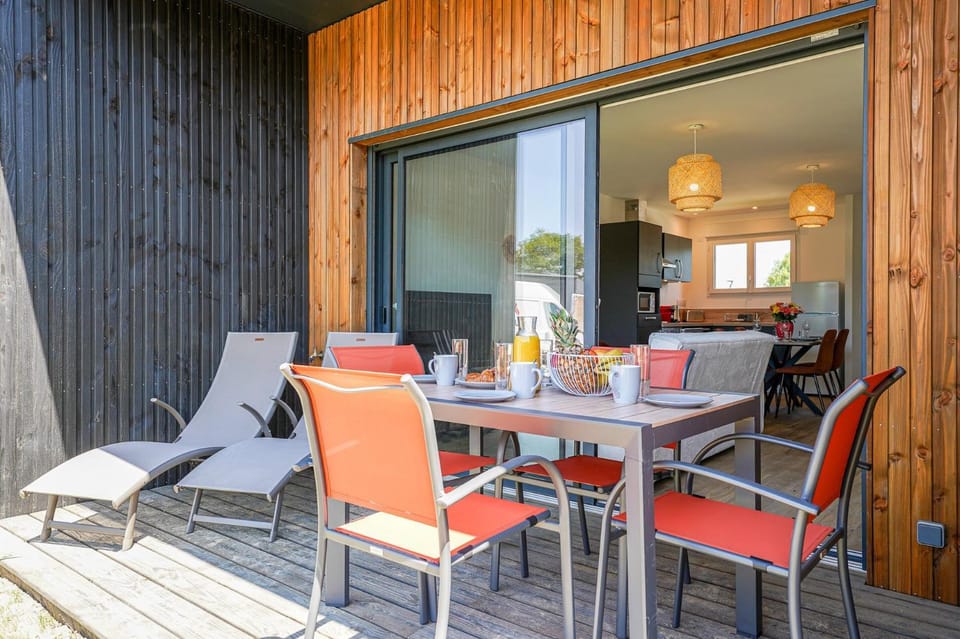 Cottage N°19, piscine commune, 2 chambres House in Pays de la Loire