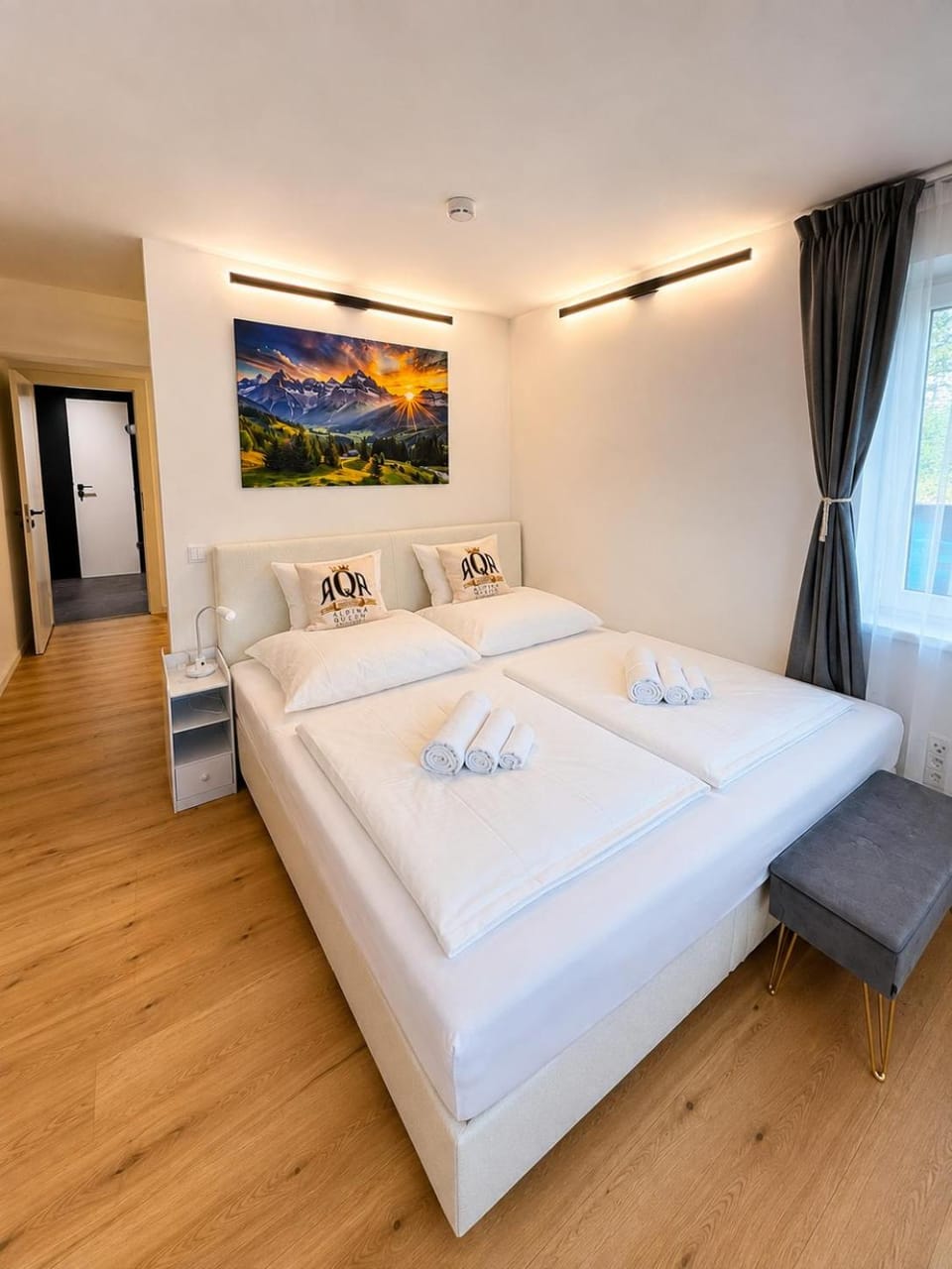 Bed, Bedroom
