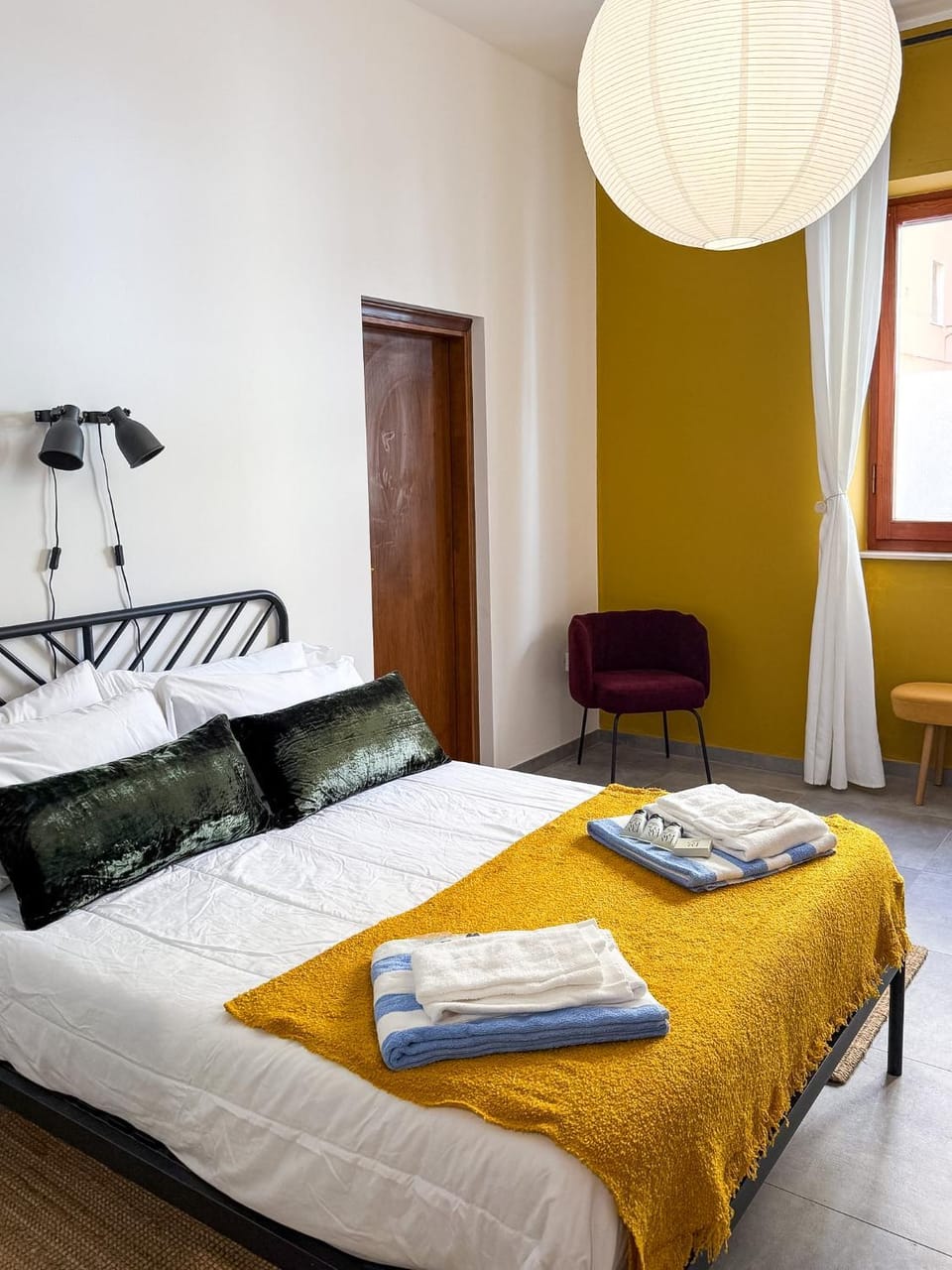 Bed, Bedroom