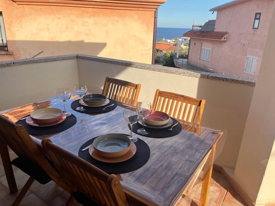 Patio, Balcony/Terrace, Dining area