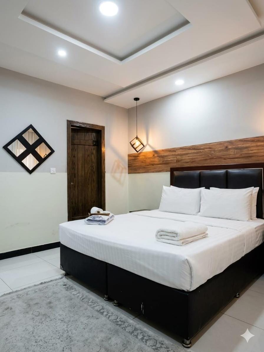 Metro Apartments near Medicsi Civic center bahria town RWP Apartment in Islamabad Capital Territory