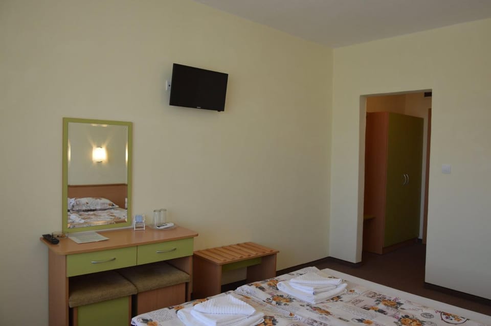 Семеен хотел Анестес Hotel in Burgas Province