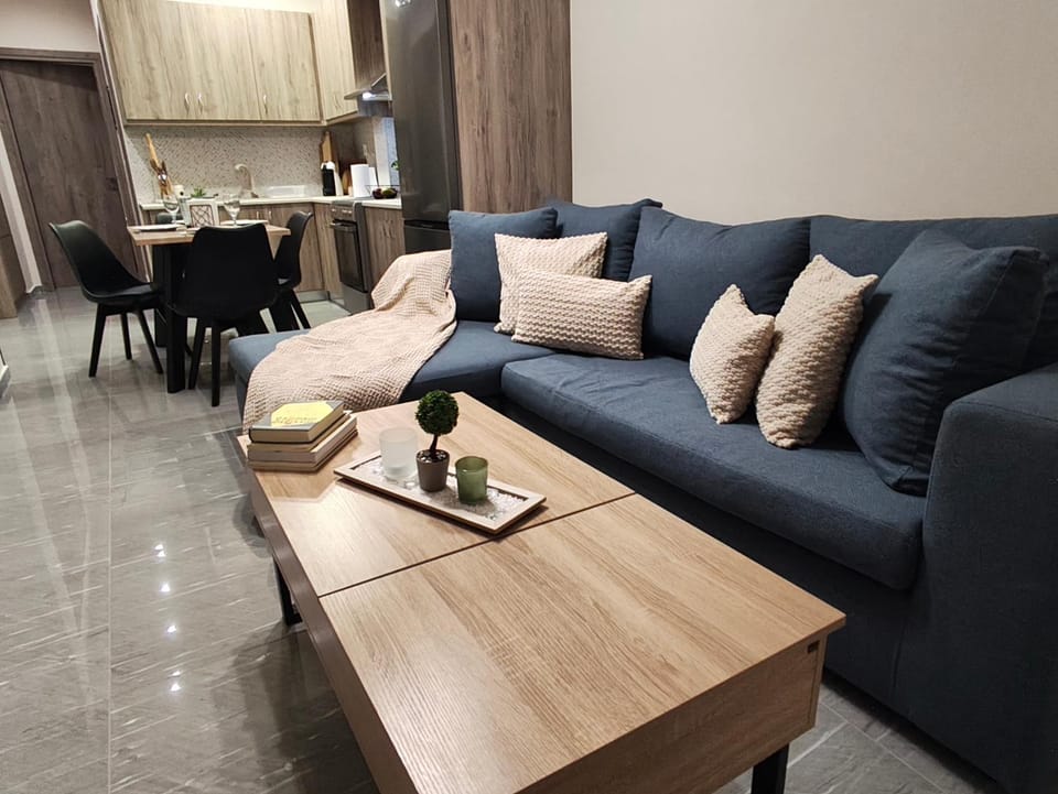 Seating area, kitchen