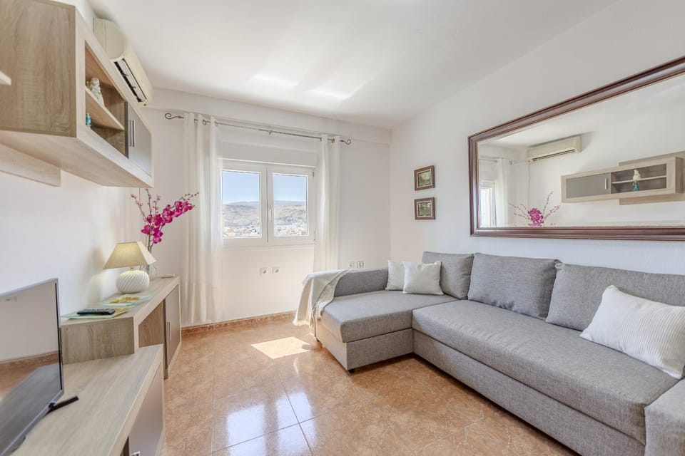 TV and multimedia, Living room, air conditioner