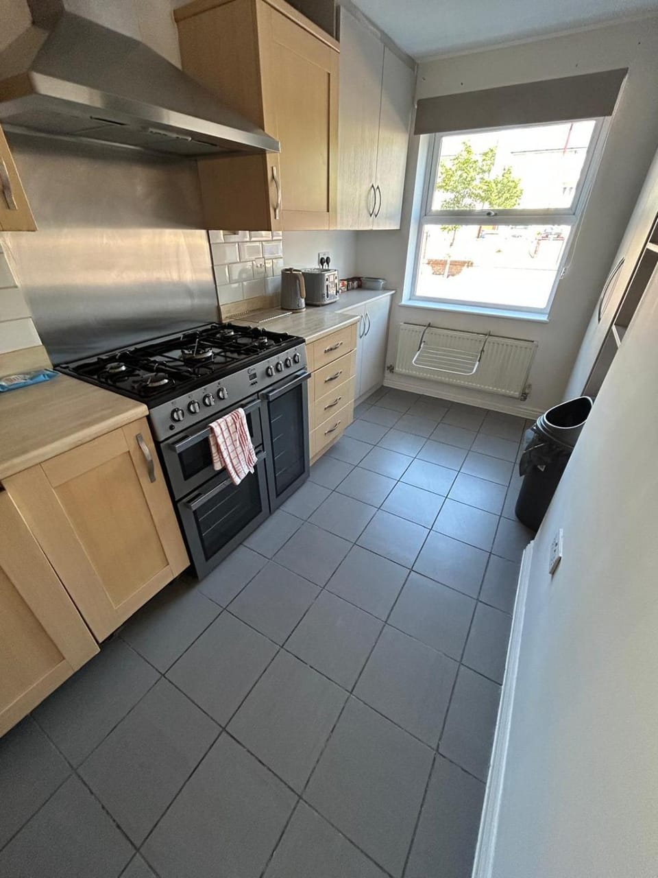 Cambridge CB23 Townhouse 4 Beds with Parking & Free Wifi Apartment in South Cambridgeshire District