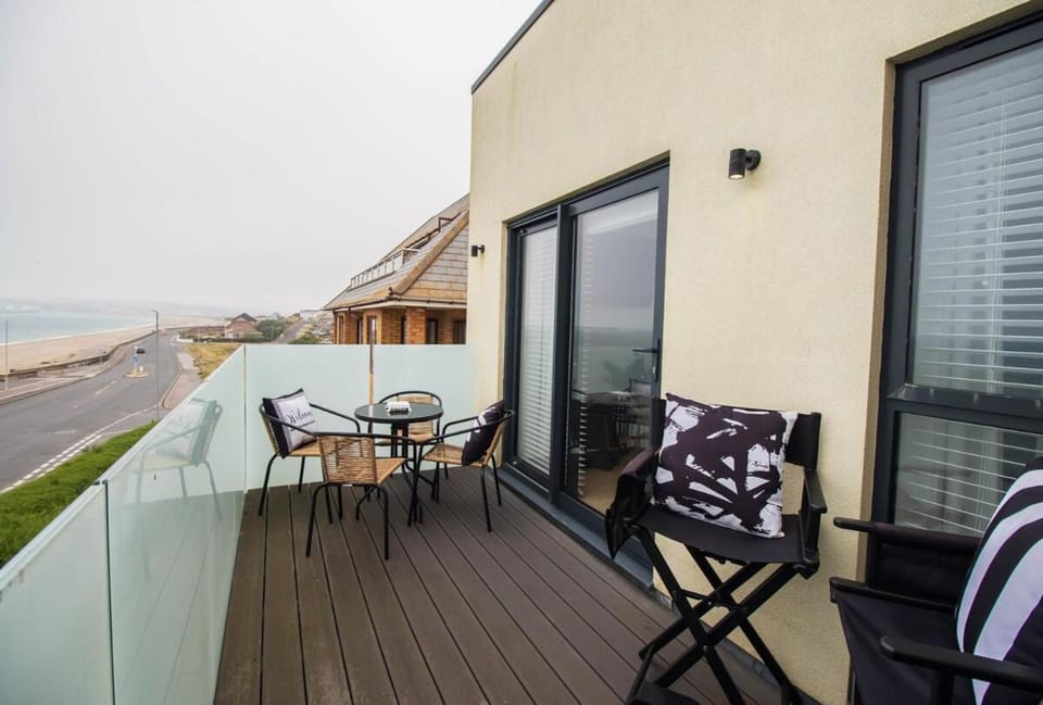 Marine View Apartment by Air Premier Apartment in Seaford