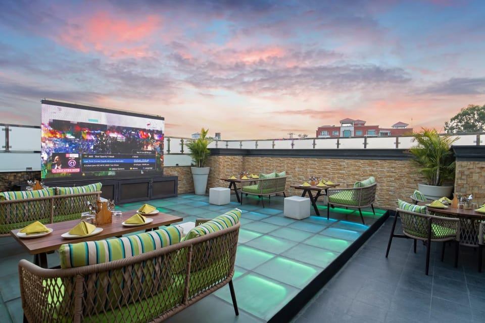 Lounge or bar