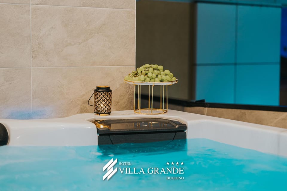 Villa Grande Terrace Jacuzzi Suite Apartment in Federation of Bosnia and Herzegovina