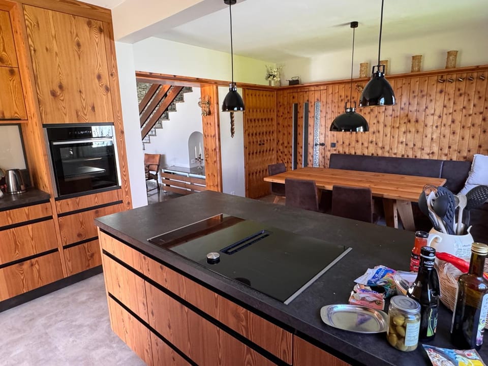 Dining area, stove, kitchen