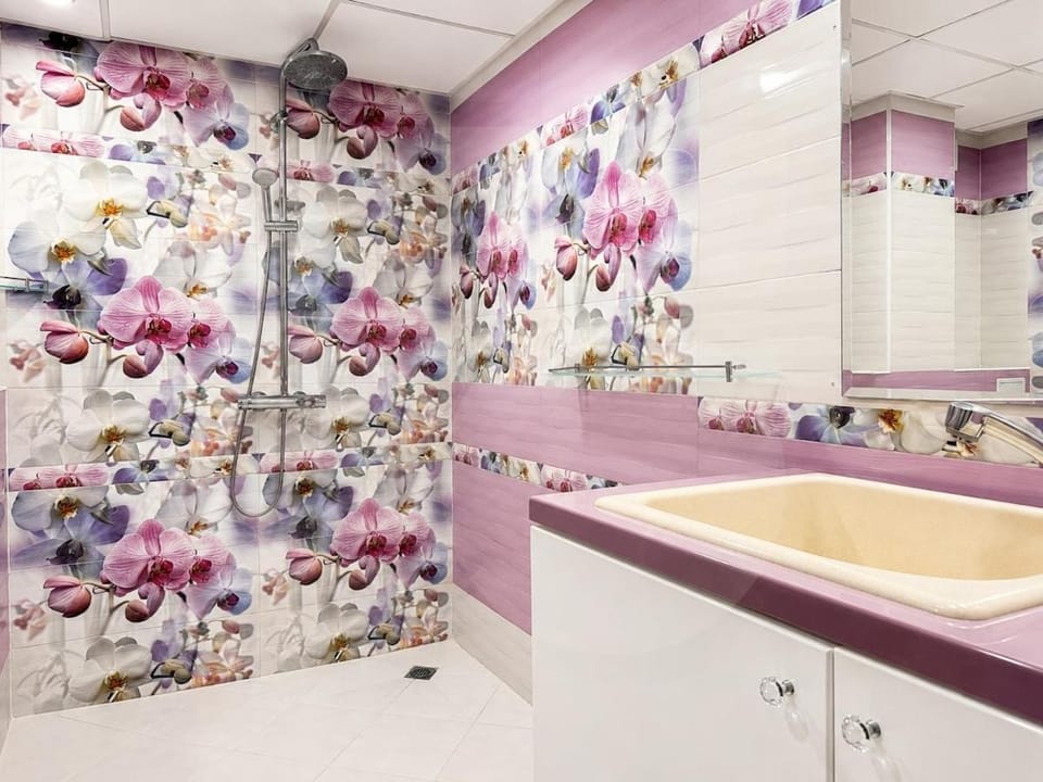 Dreamy 1BR Private Hot Tub with Sea View Apartment in Varna