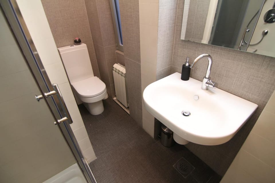 Bathroom, Bathroom