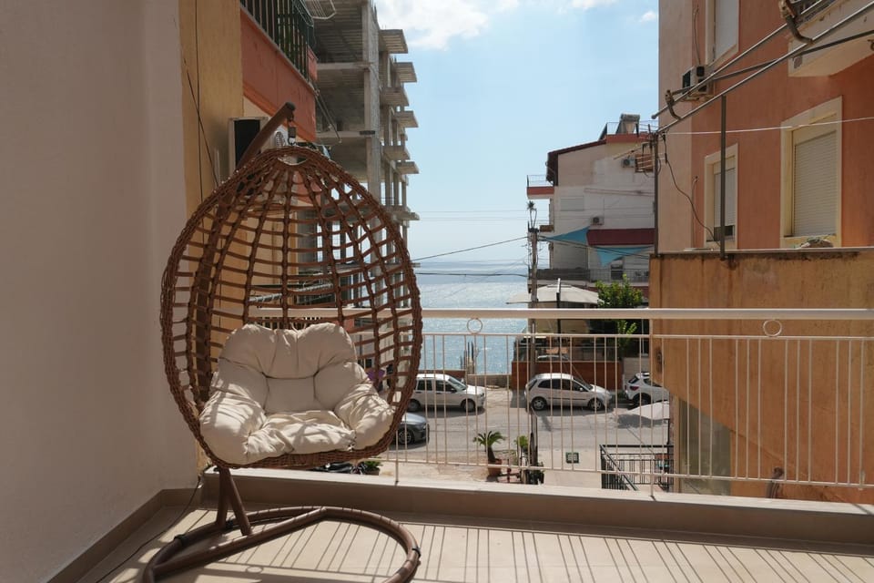Balcony/Terrace, Balcony/Terrace