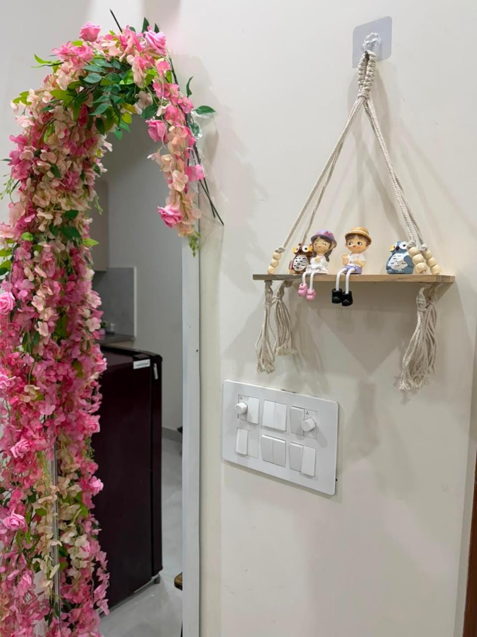 Rahnit Stayz Cozy Comfort Near Golf Course Road Apartment in Gurugram