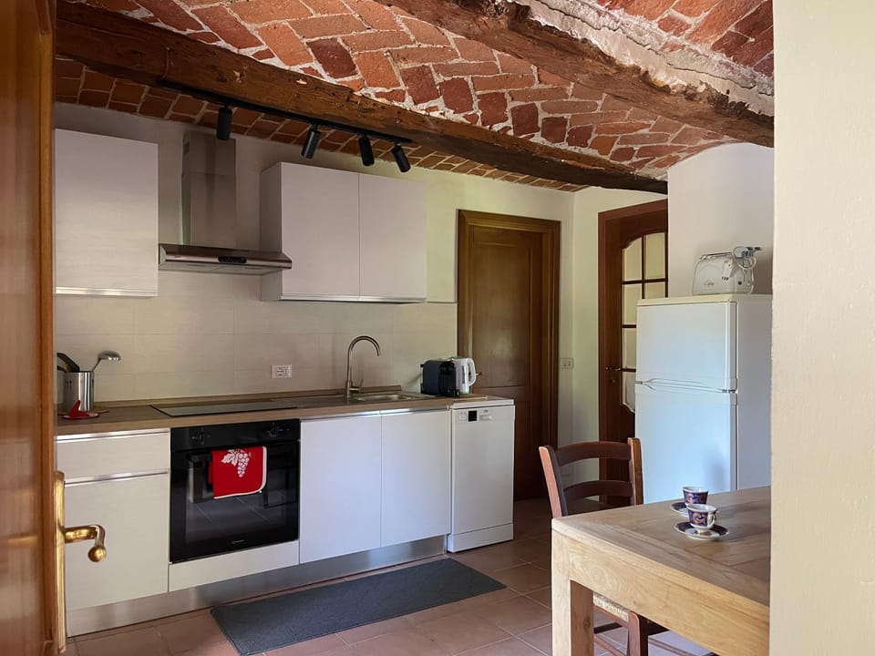 Kitchen or kitchenette, oven, stove