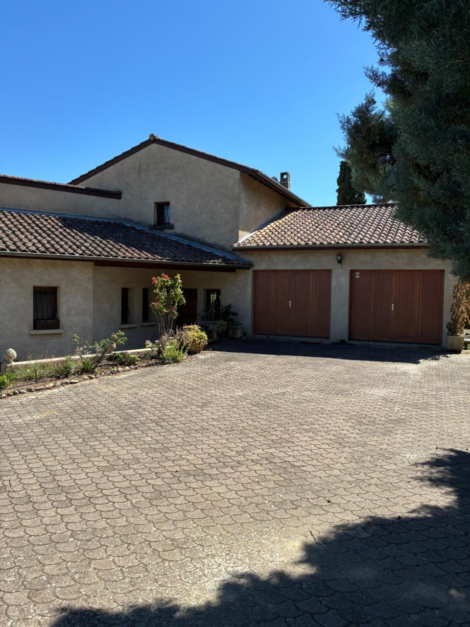 villa roussanne vallée du rhone Villa in Auvergne-Rhône-Alpes