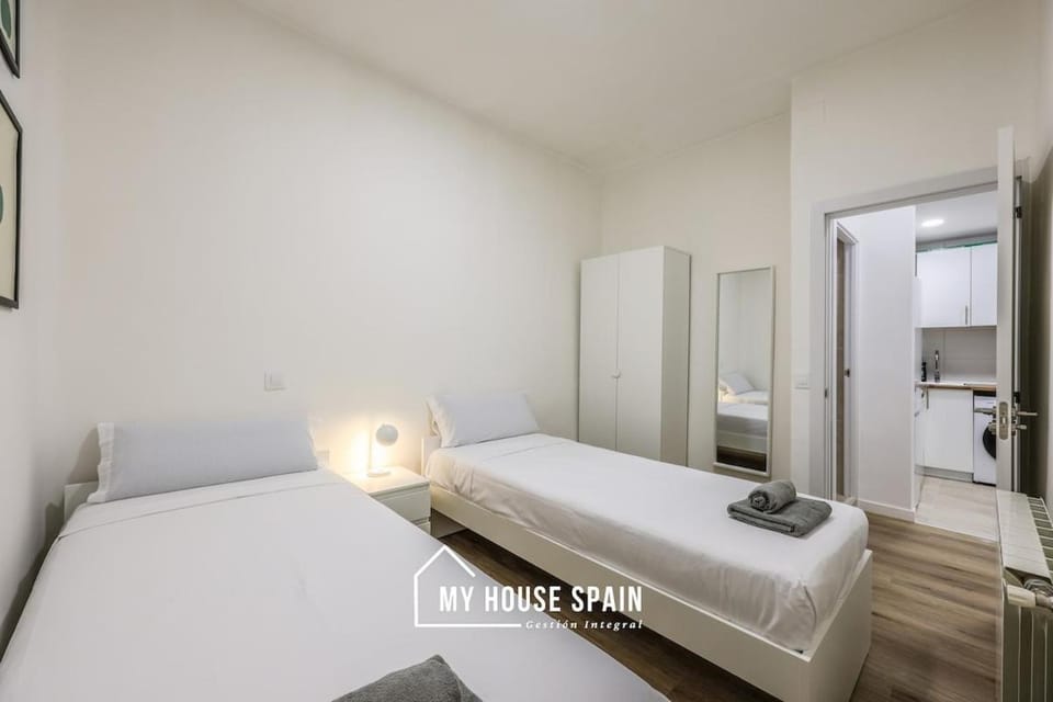MyHouseSpain - Los Balcones de Lavapiés Apartment in Centro