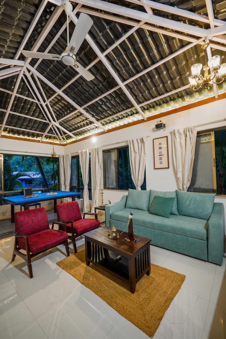 Communal lounge/ TV room, Activities, Billiard, Game Room, Seating area, Area and facilities, Area and facilities