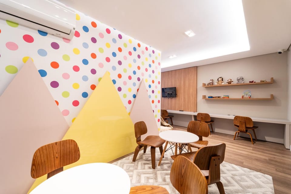 TV and multimedia, Seating area
