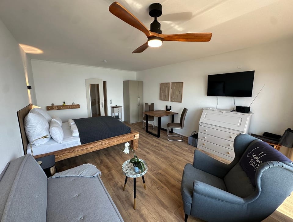 Living room, Bedroom