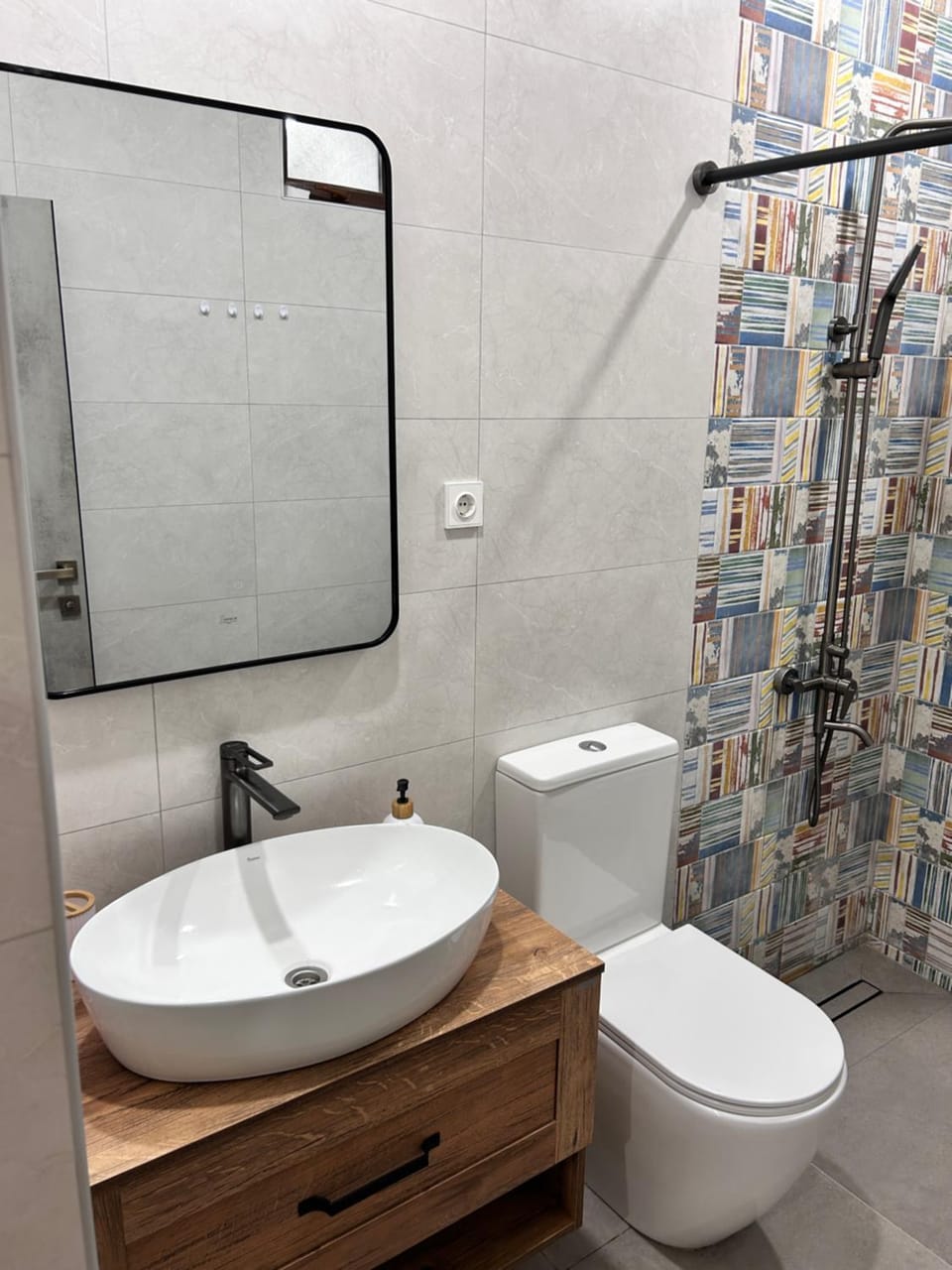 Your Cozy Home 2BR Local Vibe 25 Mins to Center Apartment in Yerevan