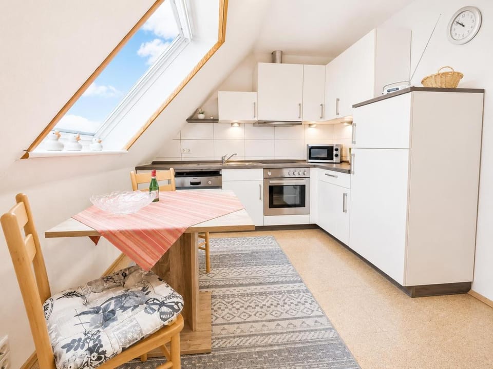 Ferienwohnung-Ebbe-Gemuetlicher-Rueckzugsort-in-ruhiger-Siedlungslage Apartment in Neuharlingersiel