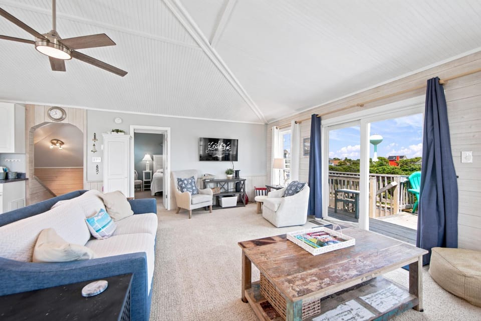 SNH433 Peek-A-Boo-I-Sea-U House in Nags Head