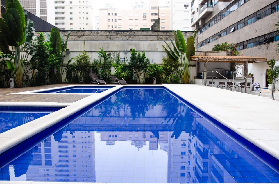Swimming pool, Swimming pool