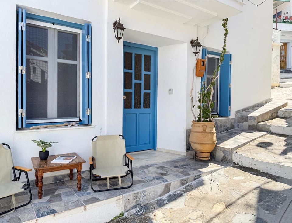 Property building, Patio