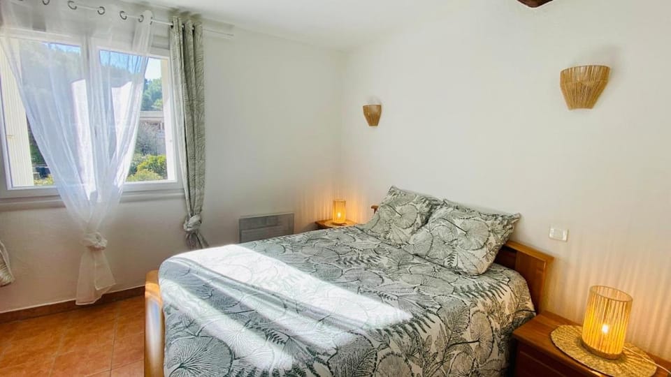 Casa Madrina - Renovated house, 3 bedrooms, 6 people House in Occitanie