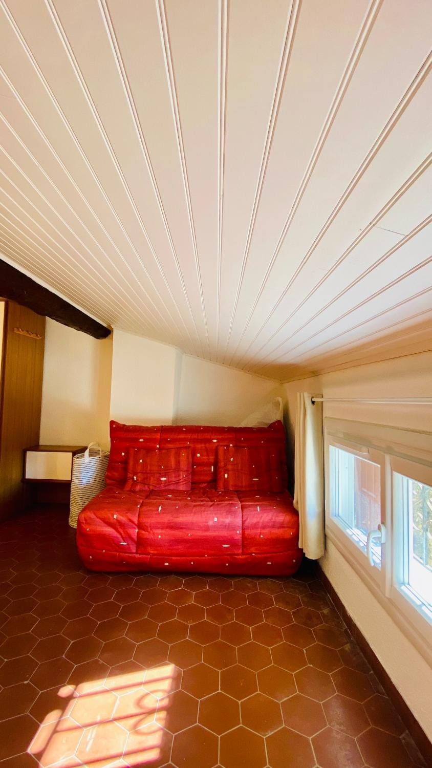 Casa Madrina - Renovated house, 3 bedrooms, 6 people House in Occitanie