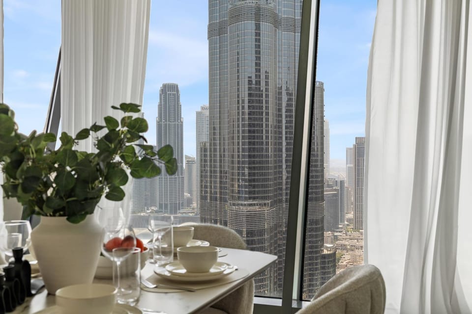 Day, Dining area, City view