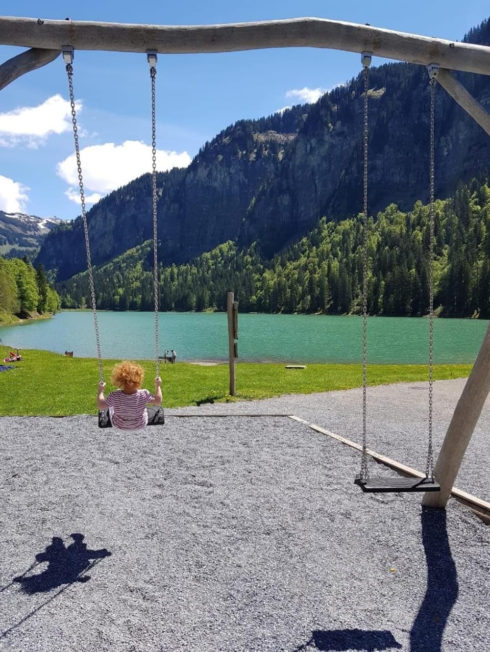Beautiful Views Good Location Easy Ski Access Chalet in Montriond