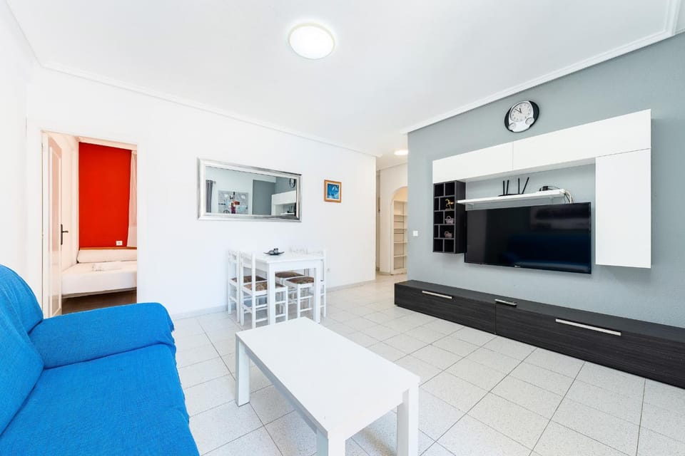 Communal lounge/ TV room, Living room
