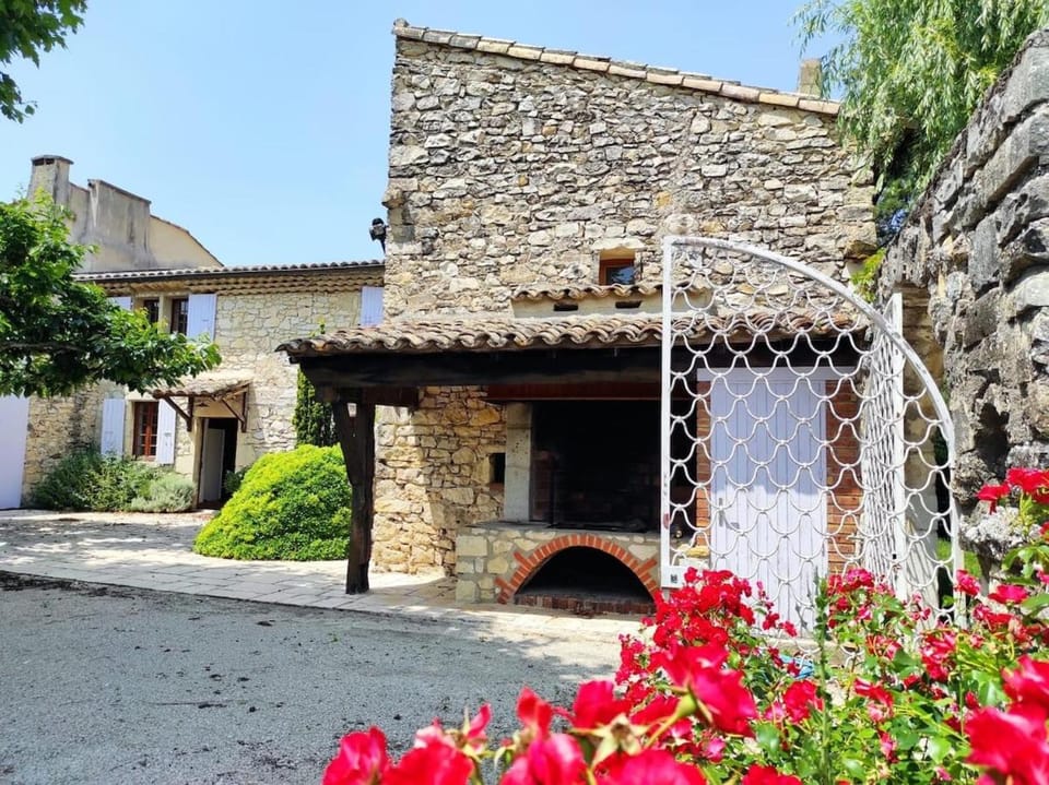 Le Mas de la Vivande House in Provence