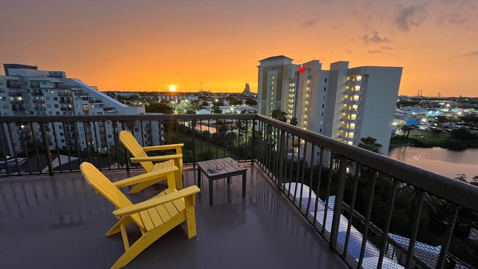 Balcony/Terrace, City view, Sunset