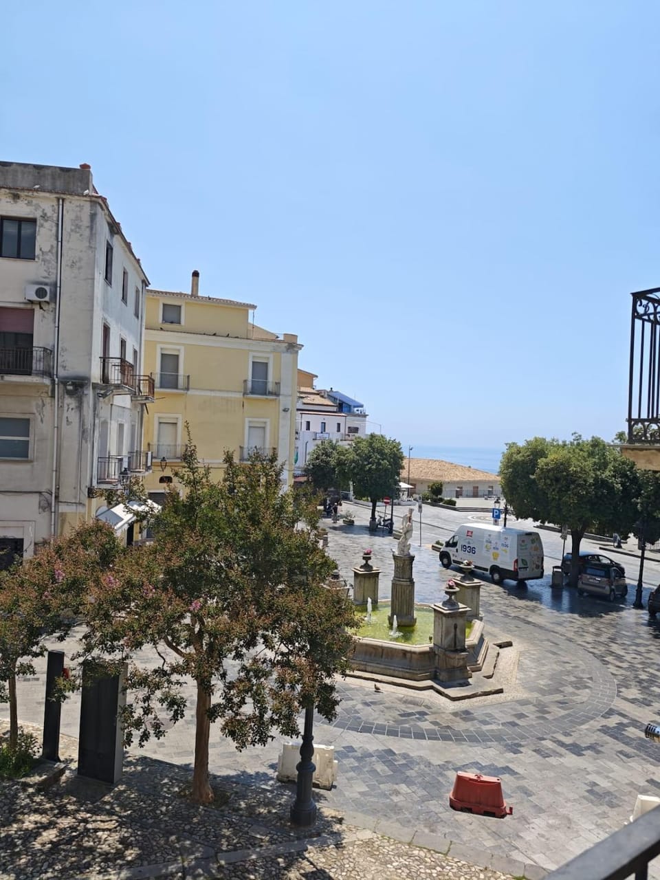Agorà - Una finestra su Piazza del Popolo Apartment in Calabria