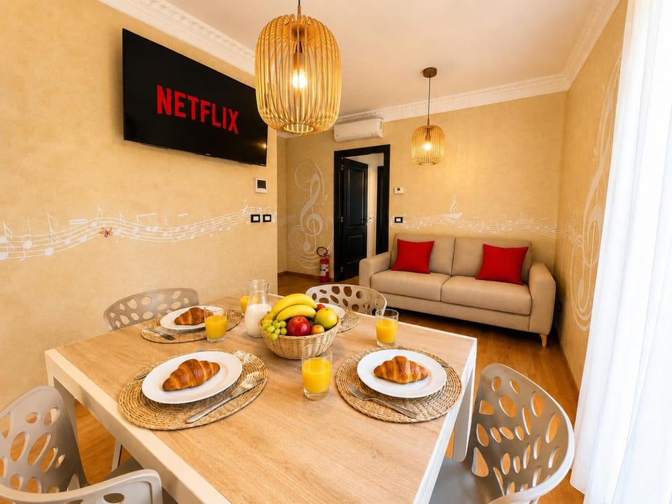 Food close-up, TV and multimedia