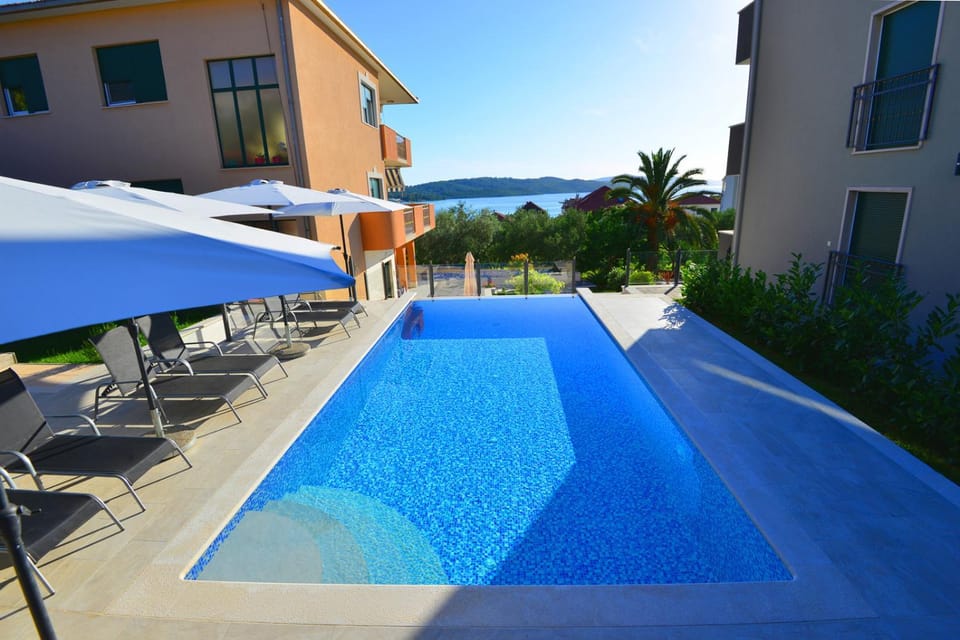 Property building, Swimming pool